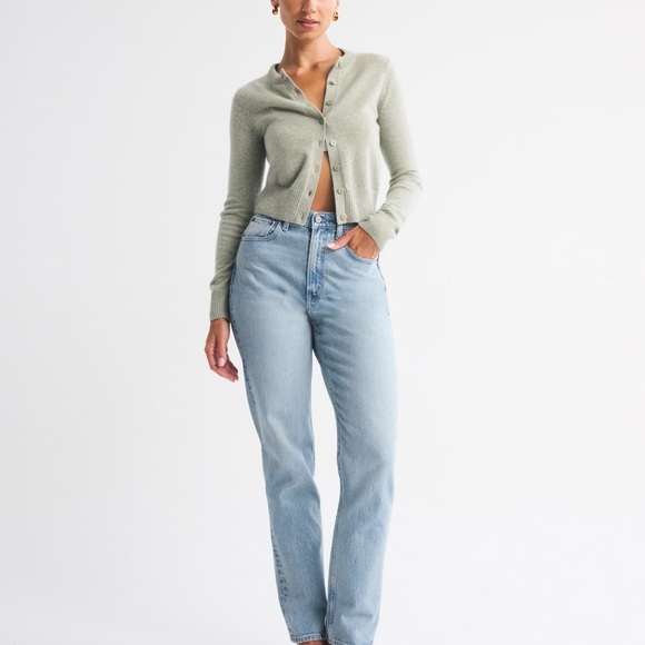 Abercrombie & Fitch Denim - Abercrombie , like new Ultra High Rise 90s Straight Jean- 31 XL